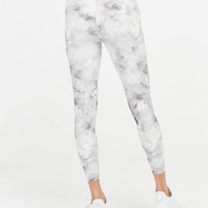 Spanx 7/8 Booty Boost Tie Dye Leggings NWT